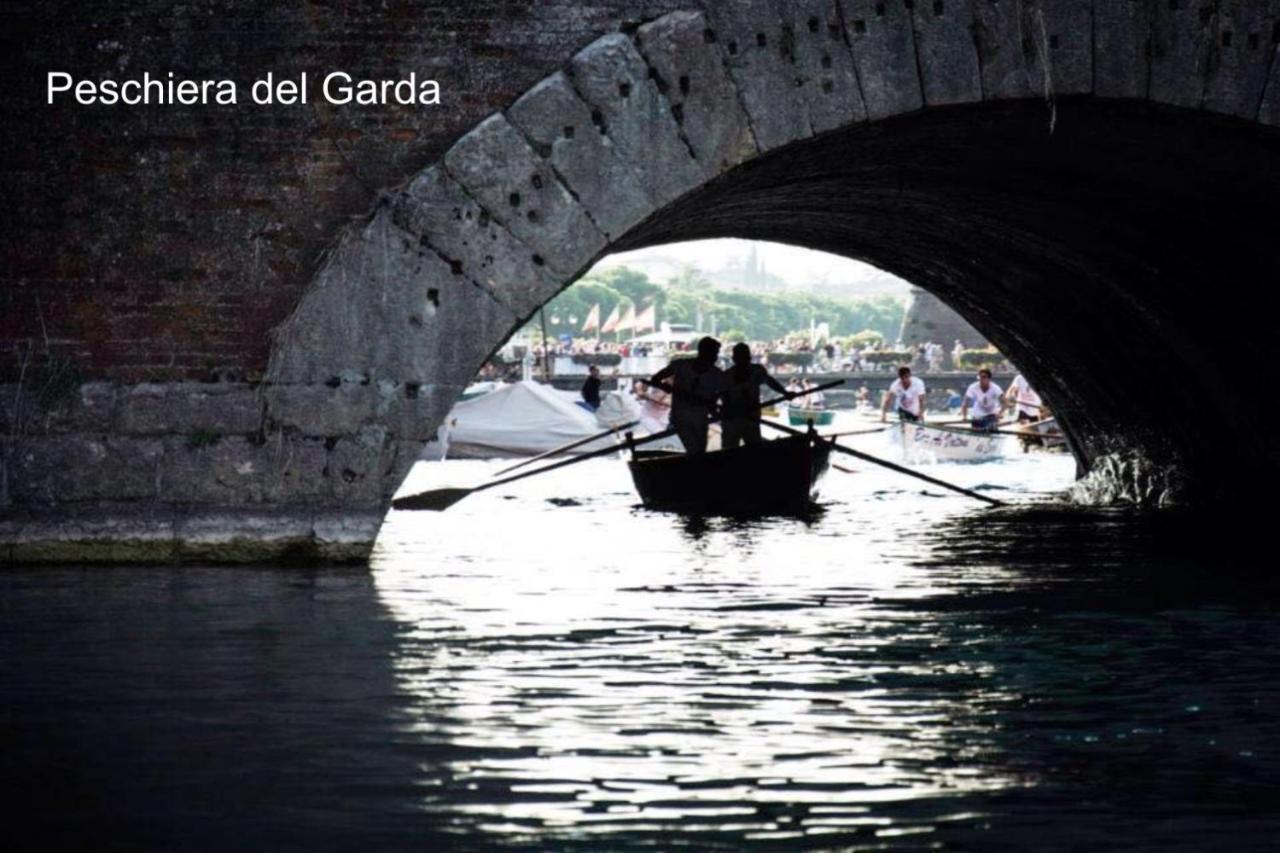 Appartamento "Il Vicolo" Peschiera del Garda Exterior foto