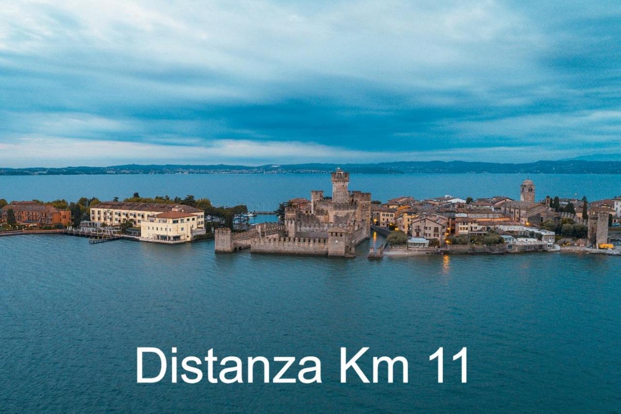 Appartamento "Il Vicolo" Peschiera del Garda Exterior foto